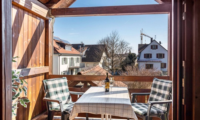 Bodman-Ludwigshafen Apartment | Apartment '2' with Shared Garden, Balcony and Wi-Fi
