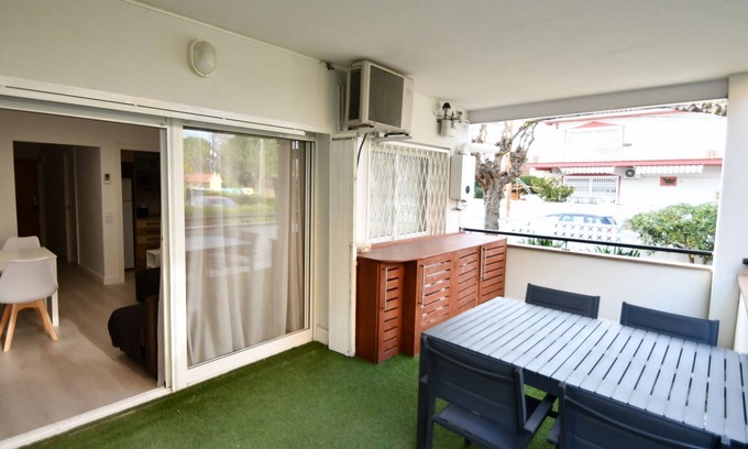 Castelldefels Apartment | Apartment 2 rooms and magnificent terrace
