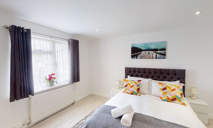 Chatham Apartment | Apartment 2 - Symons House