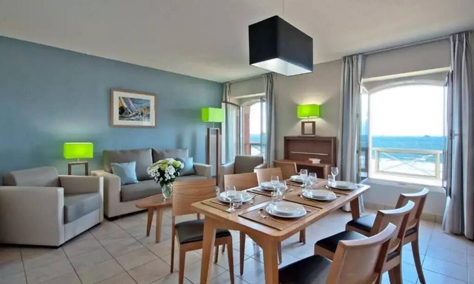 La Guymauviere-La Hulotais-La Bourelais Apartment | Apartment 3 Rooms 6 People Sea View