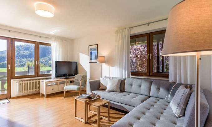 Oberaudorf Apartment | Apartment 55sqm with balcony and mountain view