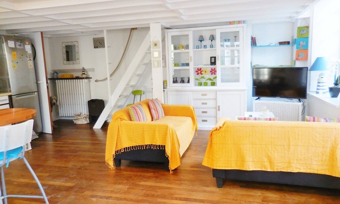 Intra Muros Apartment | Apartment 75 m2, sleeps 5, 5 mm beaches, intra-muros