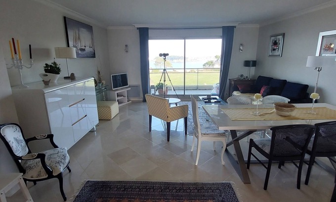 Dinard Apartment | Apartment 93 m2, full sea view, in private park 5 HT