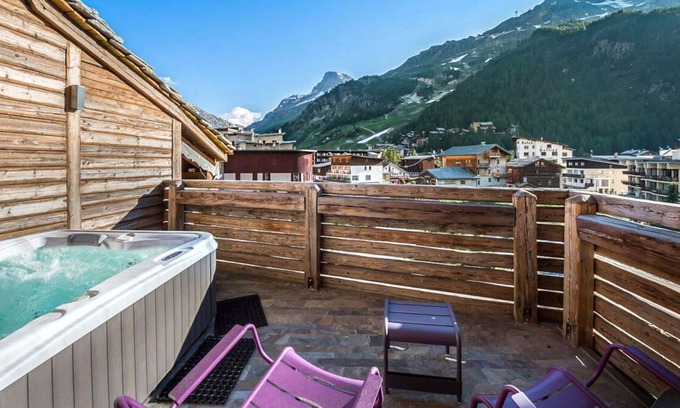 Val-d'Isere Villa | Apartment Adalene - Five Bedroom Villa, Sleeps 10