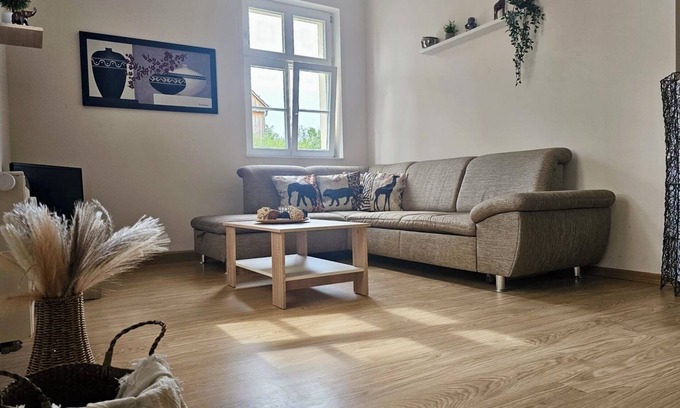 Kleinwelka Apartment | Apartment 'African Style In Kleinwelka' with Shared Garden and Wi-Fi