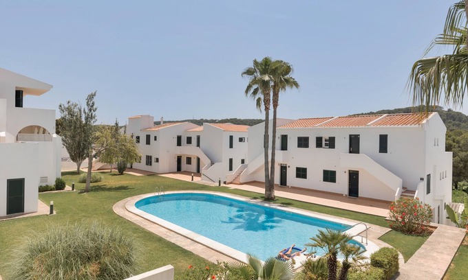 Son Parc Apartment | Apartment 'Albatros 47 Golf' by the Sea and Golf Course with Shared Pool and Wi-Fi