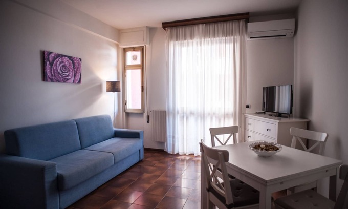 Lido di Camaiore Apartment | Apartment Andrea Mare - only 100mt from the beach