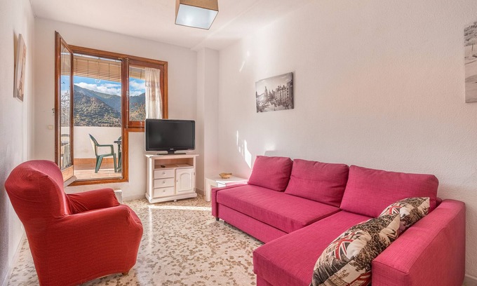 Guejar Sierra Apartment | Apartment 'Apartamento C' with Private Terrace and Wi-Fi