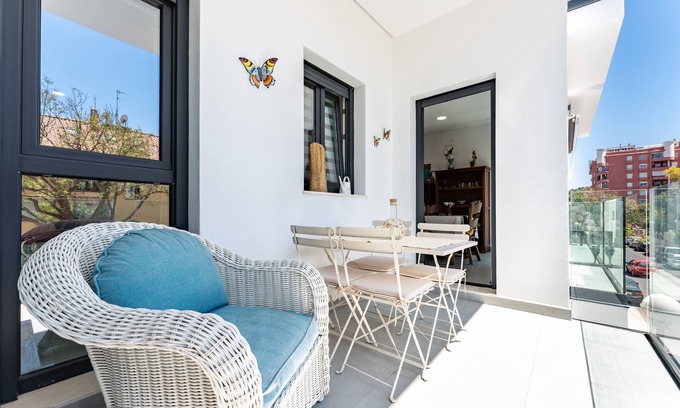 Fuengirola Apartment | Apartment 'Apartamento Novasol' with Private Terrace, Wi-Fi and Air Conditioning