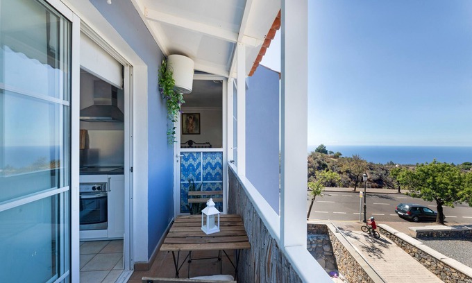 Puntagorda Apartment | Apartment 'Apartamento El Almendro' with Sea View, Balcony and Wi-Fi