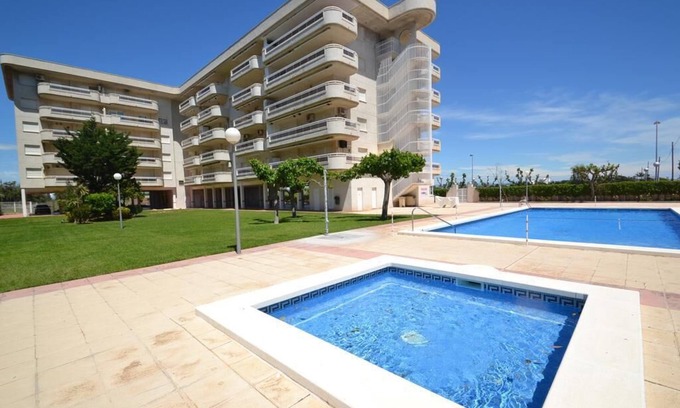 La Pineda Apartment | Apartment at the beach