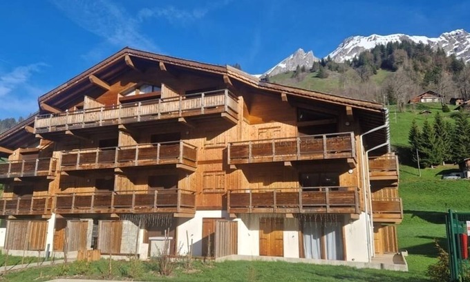La Giettaz Apartment | Apartment at the foot of the slopes