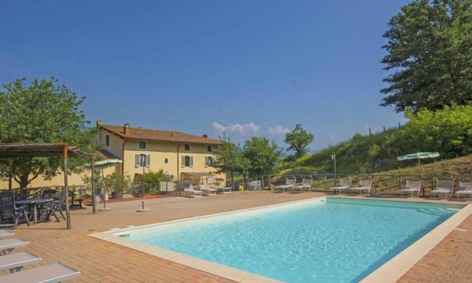 Serravalle Pistoiese Apartment | Apartment Aurora by Interhome