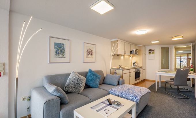 Nordstrand Apartment | Apartment 'Bi Michel' with Private Terrace and Wi-Fi