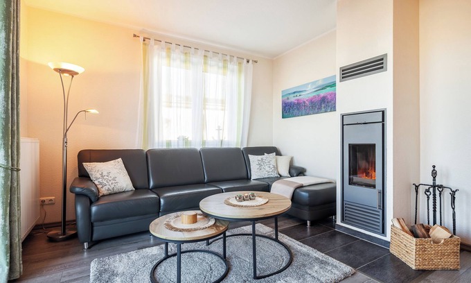 Rerik Apartment | Apartment "Bounty" with fireplace, large terrace with beach chair and garden