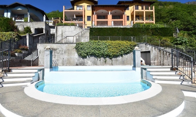 Oggebbio House | Apartment by Lake Maggiore with Stunning View