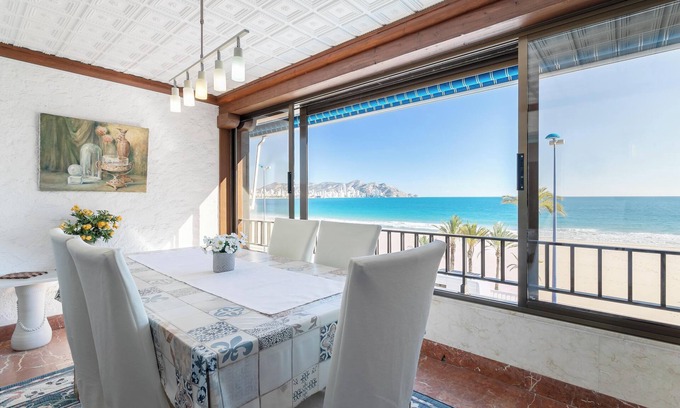 Cala Apartment | Apartment Casa Blanca 2 with Sea Views, Barbecue, Air Conditioning and Wi-Fi