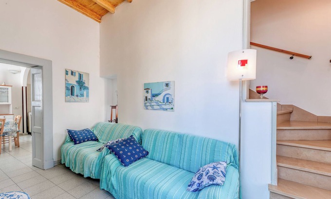 Otranto Historic Centre Apartment | Apartment "Casa in Via Seminario" with Balcony and Wi-Fi
