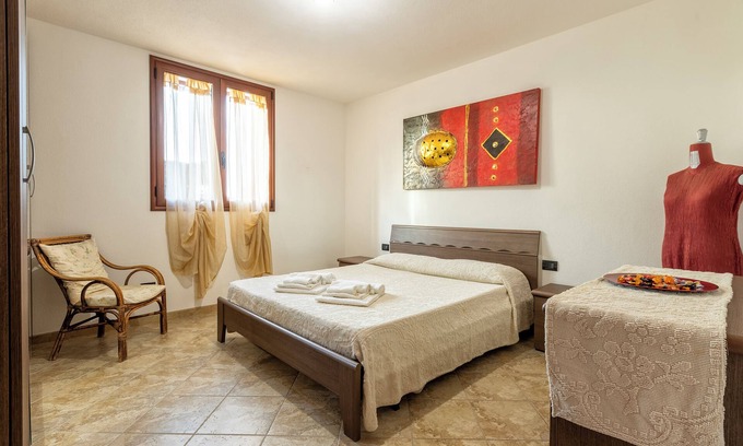Olmedo Apartment | Apartment 'Casa Vacanze Vicino ad Alghero' with Terrace, Garden and Wi-Fi