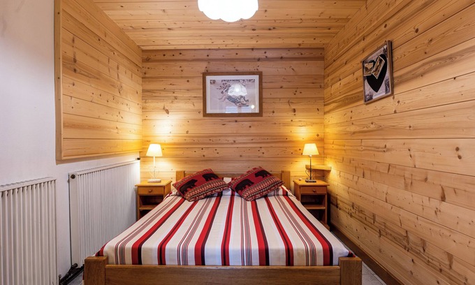 Le Bettaix Apartment | Apartment 'Chalet Le Choucas N°2' with Mountain View, Balcony and Wi-Fi