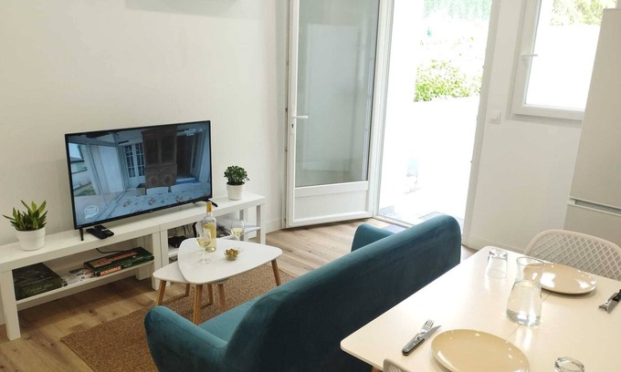 Le Mee-sur-Seine Apartment | Apartment 'Cosy Calme Bord De Seine Jardin' with Wi-Fi