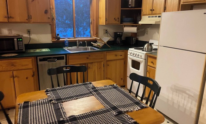 Carrabassett Valley Apartment | Apartment for rent in Sugarloaf. Great location for hiking, biking
