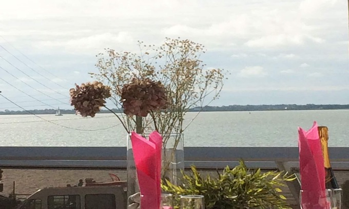 Le Crotoy Apartment | Apartment facing the sea with terrace of 9m2 facing south