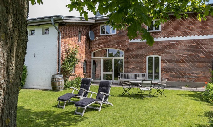 Nubelfeld Apartment | Apartment 'Ferienwohnung Alter Heuboden' with Private Garden and Wi-Fi