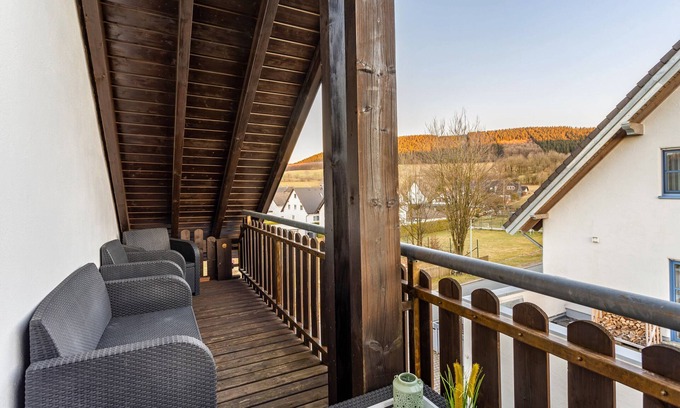 Niederlandenbeck Apartment | Apartment 'Ferienwohnung Rinke' with Mountain View and Balcony