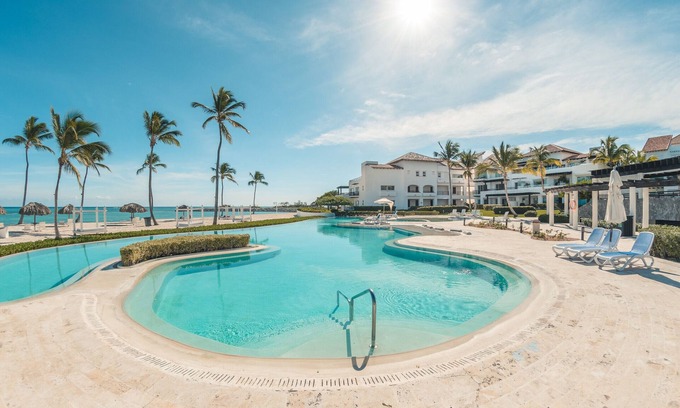 Cap Cana Marina Apartment | Apartment few steps to the beach at Punta Palmera