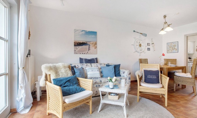 Seedorf Apartment | Apartment 'Fewo Yachthafenblick Nr 5' with Sea View, Private Terrace and Wi-Fi