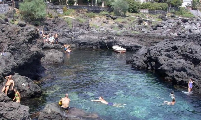 Stazzo Apartment | apartment/ flat - 2 rooms - 4/6 persons