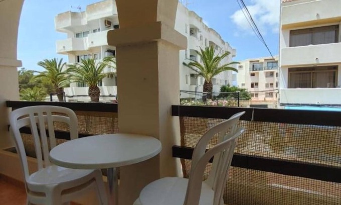 Es Pujols Apartment | Apartment 'Formentera Suite 6' with Balcony, Wi-Fi and Air Conditioning