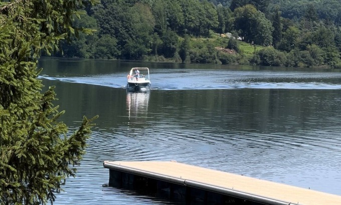 La Salvetat-sur-Agout Apartment | Apartment "B" for 6 people 200m from Lac de la Raviège