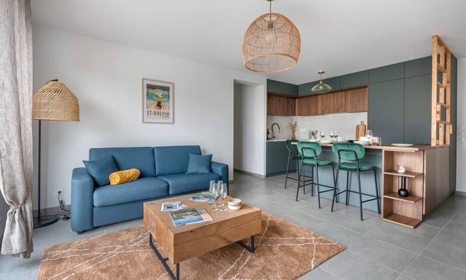 Saint-Brevin-les-Pins Apartment | Apartment for 4, center and seaside