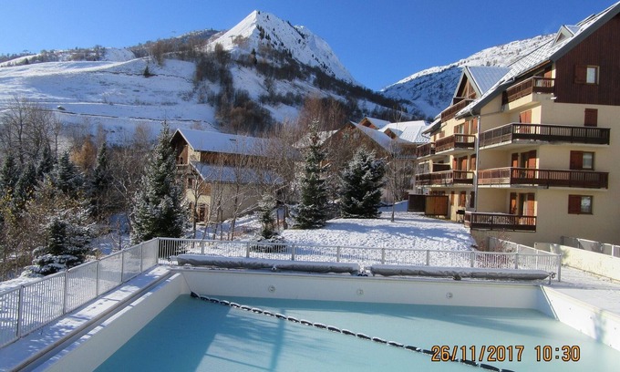 Saint-Sorlin-d'Arves Apartment | Apartment 6 pers. at the foot of the Savoie slopes