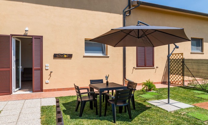 Grosseto Apartment | Apartment 'Girasole' with Private Terrace, Wi-Fi and Air Conditioning