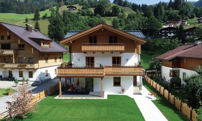 Viehhofen Apartment | "Apartment Glemmtal" with infrared cabin in the holiday house Neureiter 6-8 people