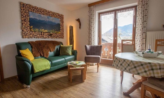 Bad Kohlgrub Apartment | Apartment Himmelreich (2 bedrooms) - Gästehaus Freihofer