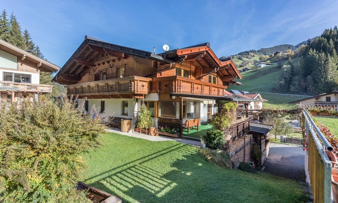 Wildschoenau Apartment | Apartment "Hörbiger" with Mountain View, Balconies & Wi-Fi