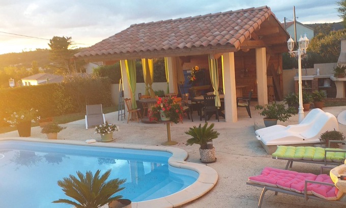 Saint-Privat-des-Vieux House | APARTMENT IN VILLA WITH POOL AND SHELTER