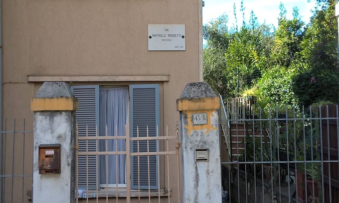 La Spezia Cottage | Apartment in detached cottage near the historic center and train station