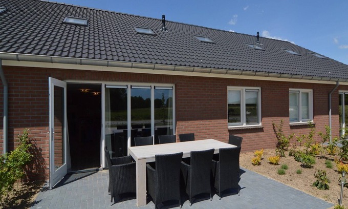 Haaksbergen Apartment | Apartment in Haaksbergen near forest