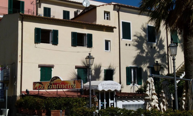 Porto Azzurro Apartment | Apartment in home