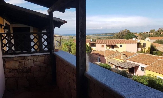 Porto Pollo Apartment | Apartment in Porto Pollo with balcony