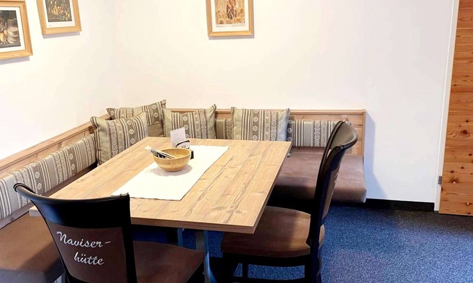 Navis Apartment | Apartment in Navis near Berger Alm Ski Resort