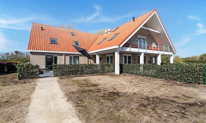 Nes House | Apartment in Nes near Vlijen Recreation Area