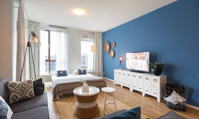 Vissershaven Apartment | Apartment in Netherlands with Marina View