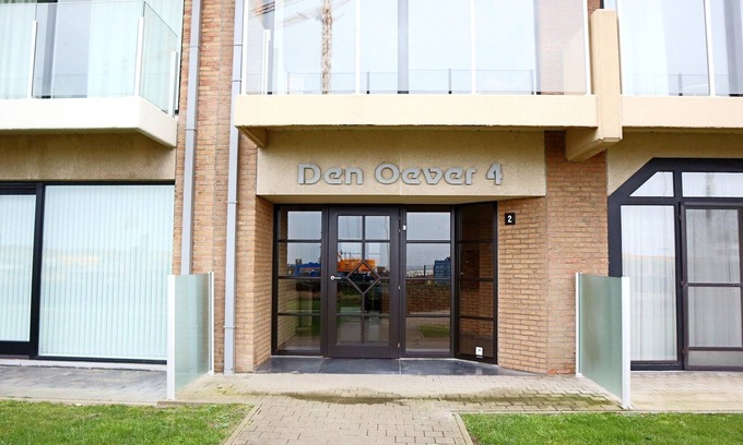 Nieuwpoort Apartment | Apartment in Nieuwpoort with Stunning Sea Views