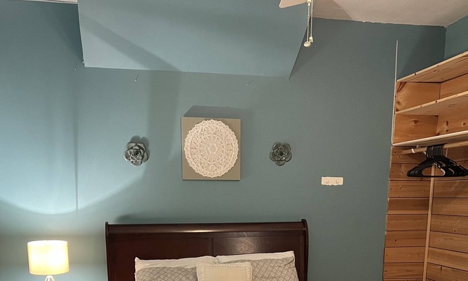 Smyrna Apartment | Apartment in one of Smyrna’s oldest buildings.
